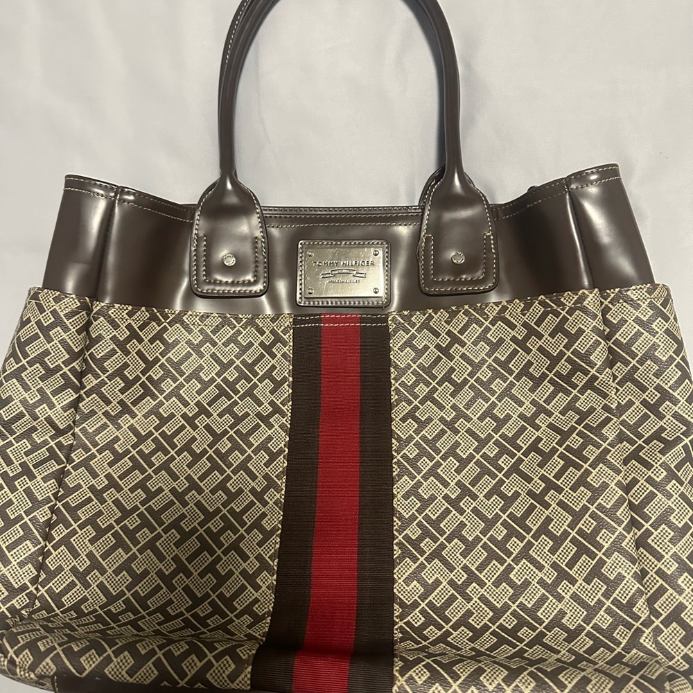 Brown Tommy bag. Barely used